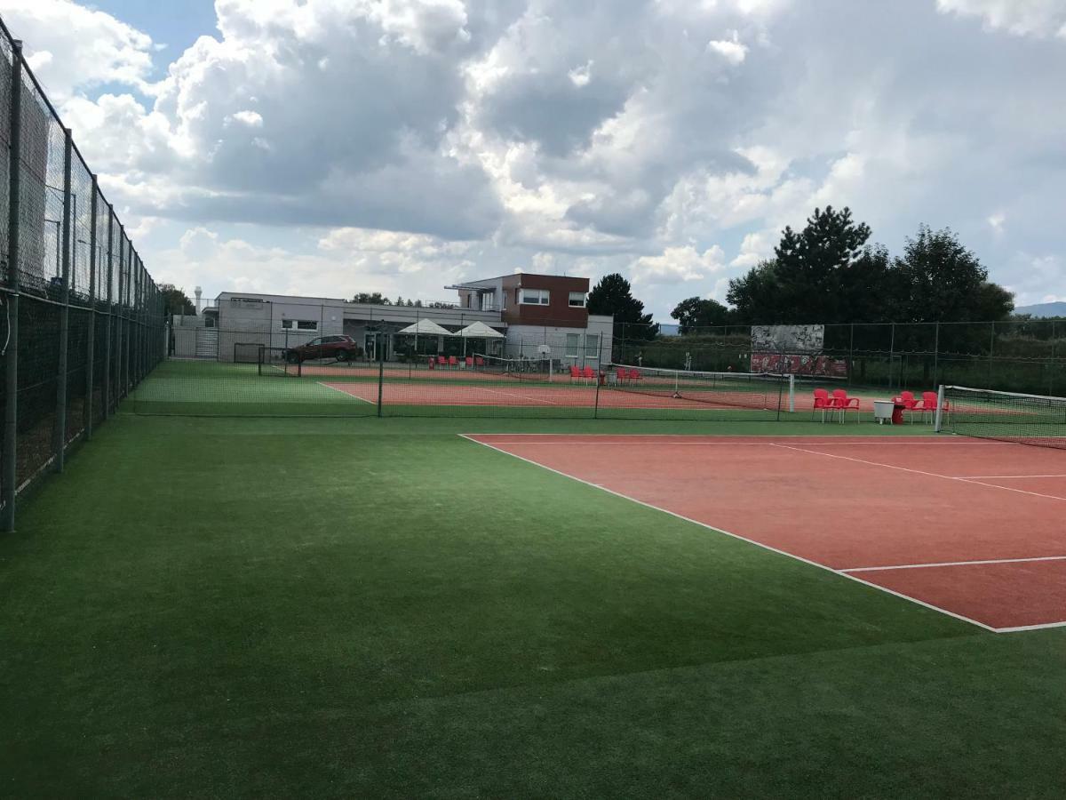 Greenbay Golf Apartments Trenčín Exterior foto